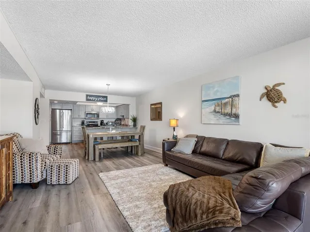 $3,500 | 1460 Gulf Boulevard, Unit 308, Clearwater Beach, FL 33767