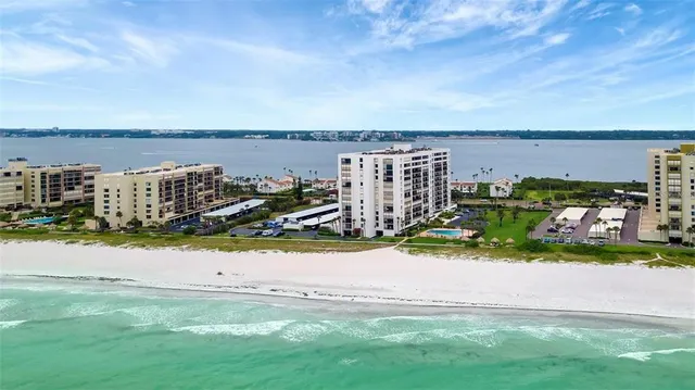 $3,500 | 1460 Gulf Boulevard, Unit 308, Clearwater Beach, FL 33767