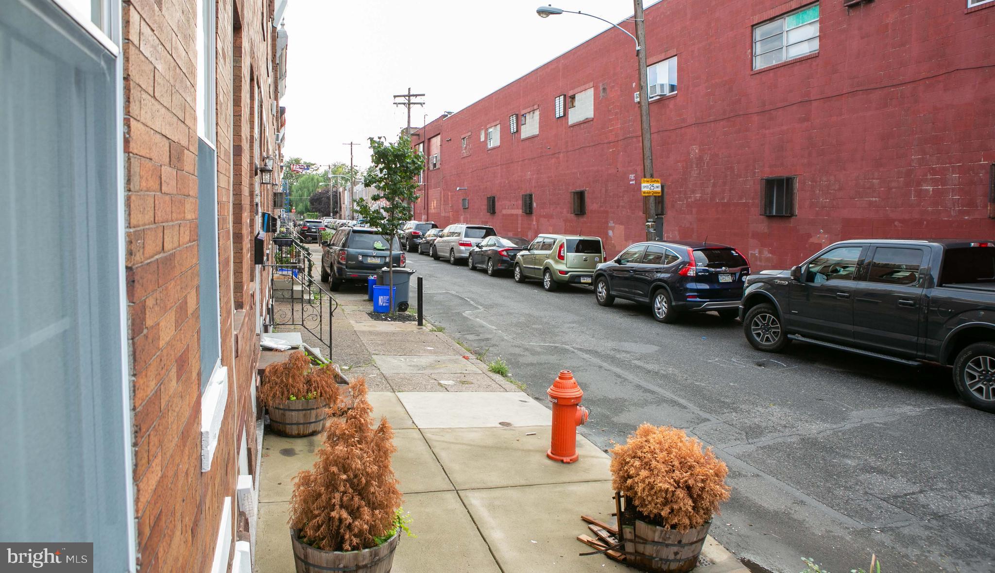 2871 Chatham Street Philadelphia, PA 19134 - Photo 2 of 32