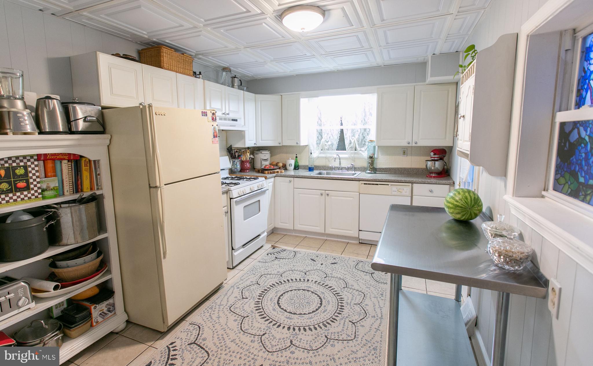 2871 Chatham Street Philadelphia, PA 19134 - Photo 12 of 32