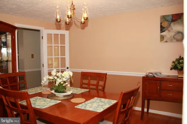 $3,600 | 18717 Flower Hill Way, Gaithersburg, MD 20879