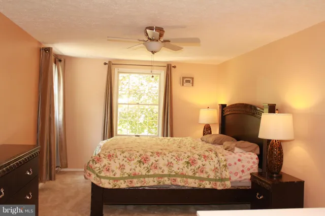 $3,600 | 18717 Flower Hill Way, Gaithersburg, MD 20879