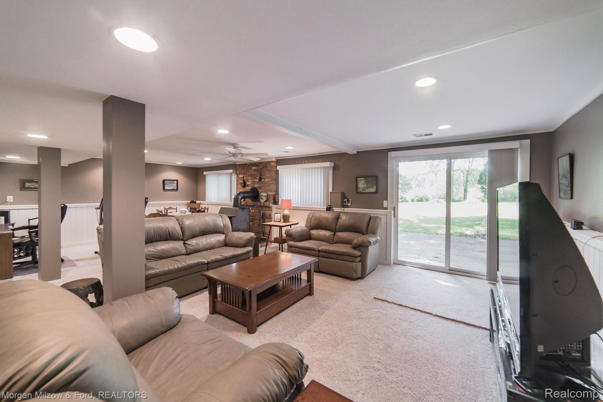 11855 Shaffer Road Davisburg, MI 48350 - Photo 31 of 50 11855 Shaffer (30).jpg