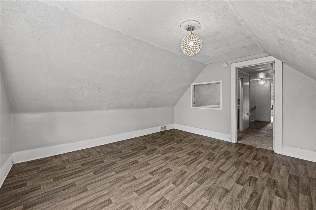 64 Evergreen Street Rochester, NY 14605 - Photo 20 of 31