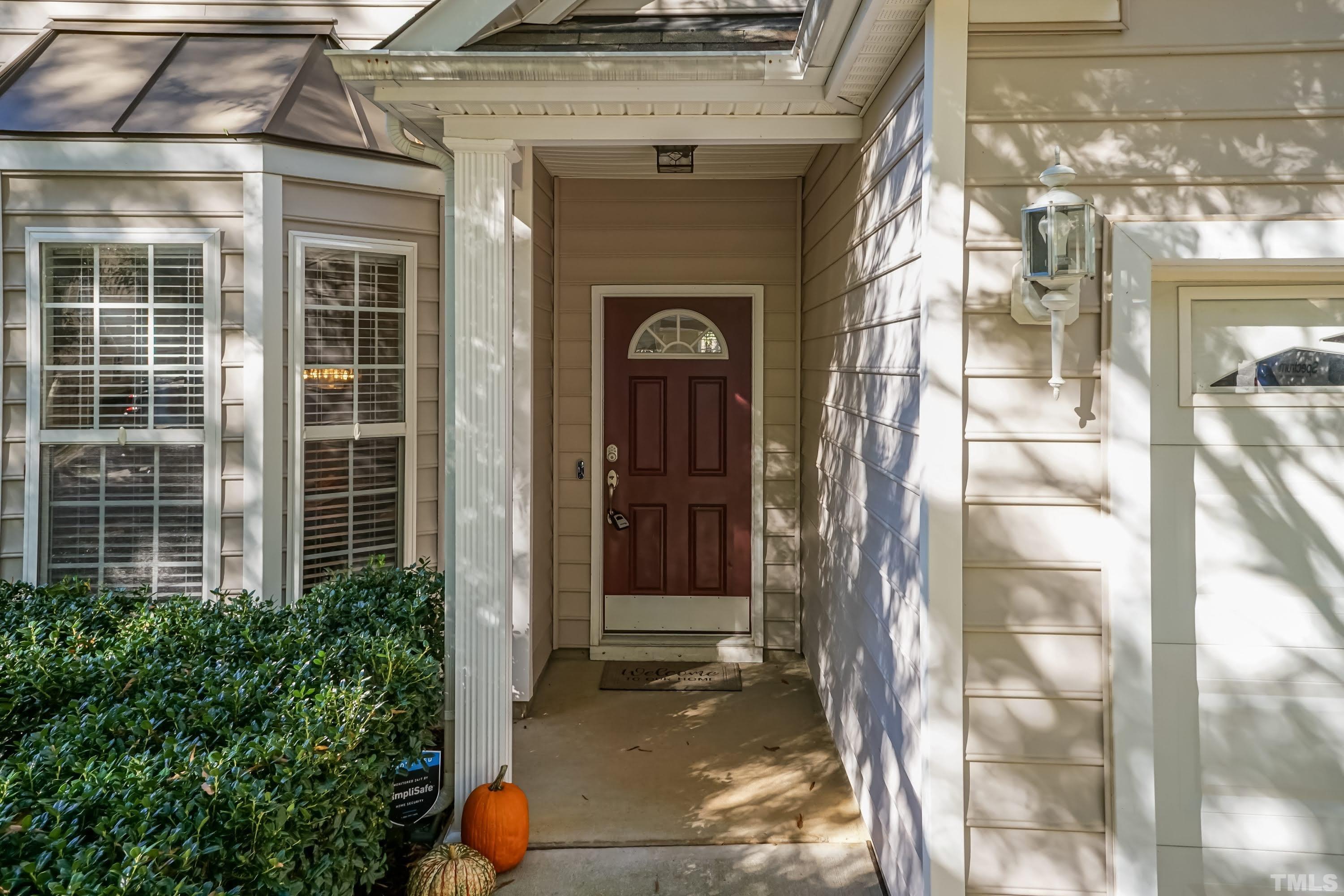 8409 Whisper Ridge Place Raleigh, NC 27613 - Photo 4 of 30