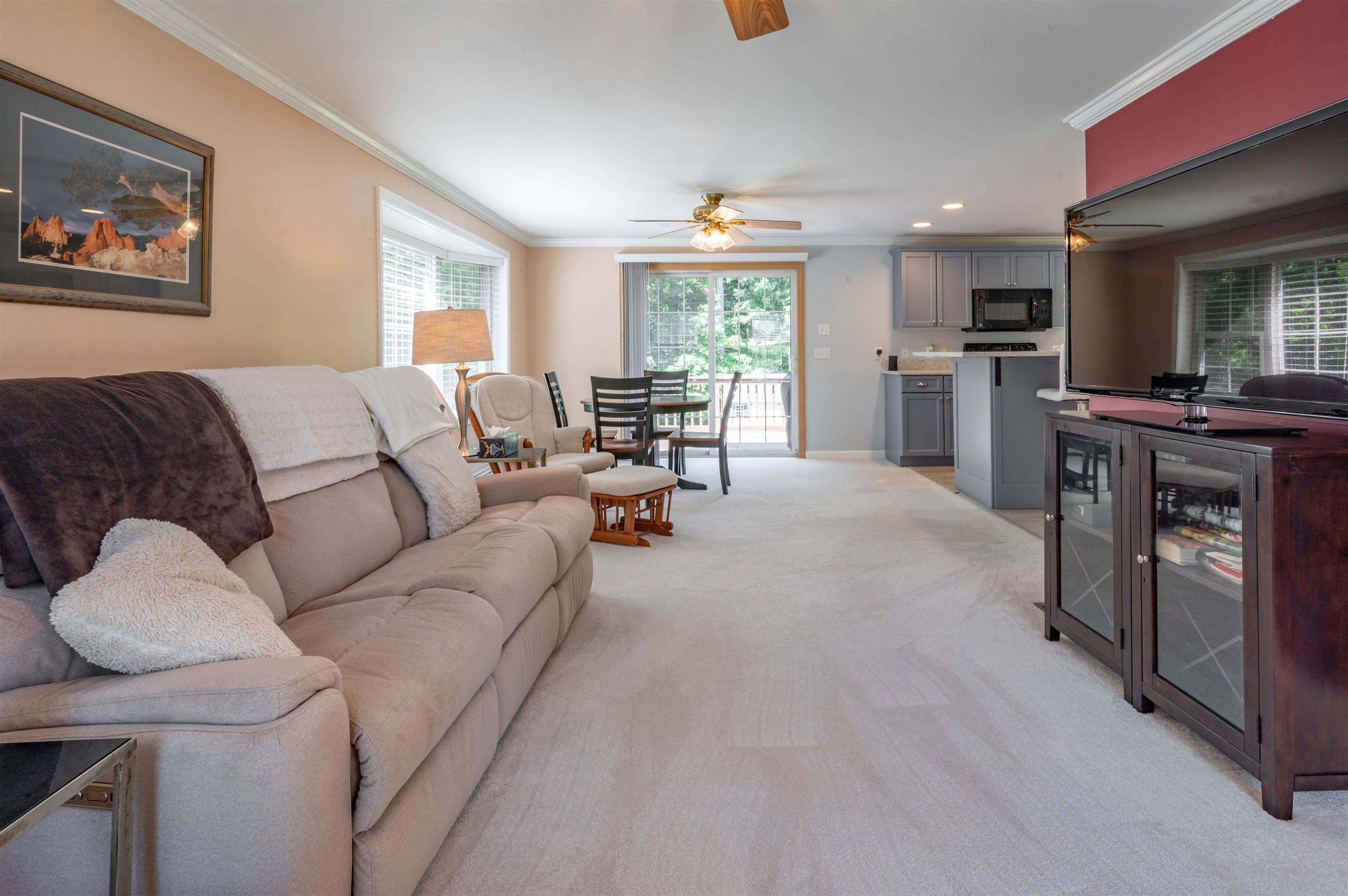 10 Golden Brook Road Windham, NH 03087 - Photo 13 of 43