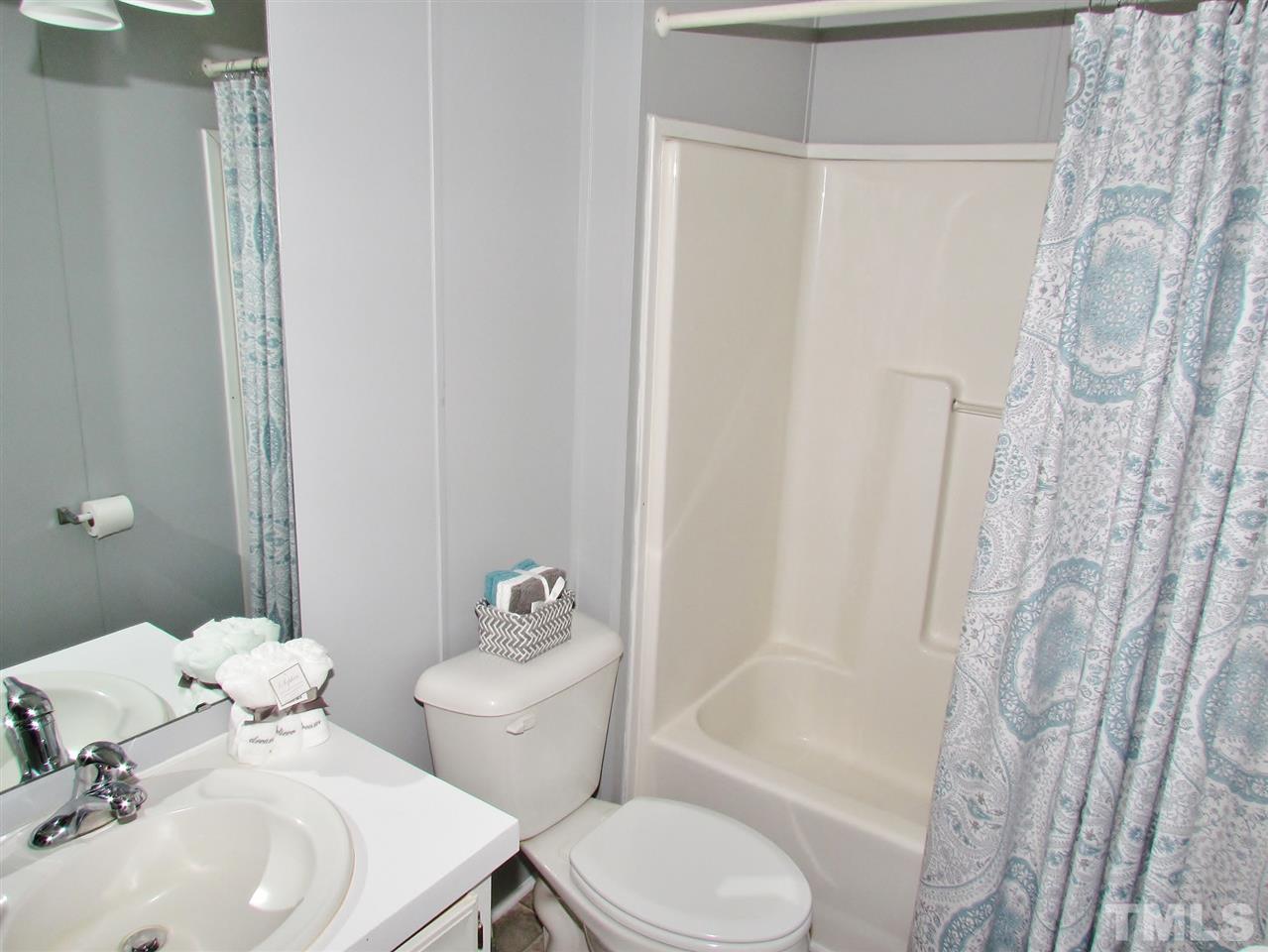 178 Clyde Pearce Road Zebulon, NC 27597 - Photo 12 of 25 Gallery Image 12