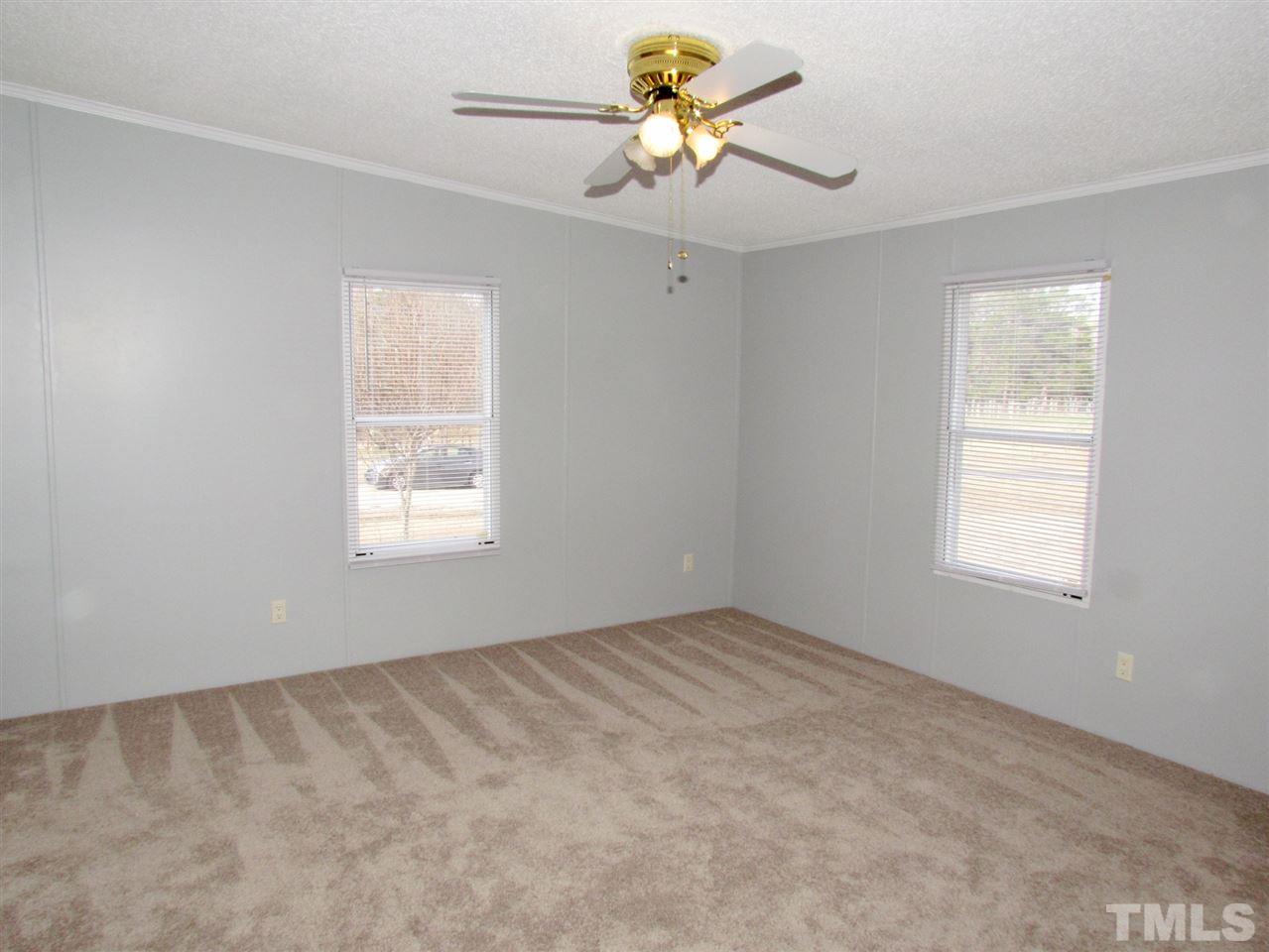 178 Clyde Pearce Road Zebulon, NC 27597 - Photo 14 of 25 Gallery Image 14