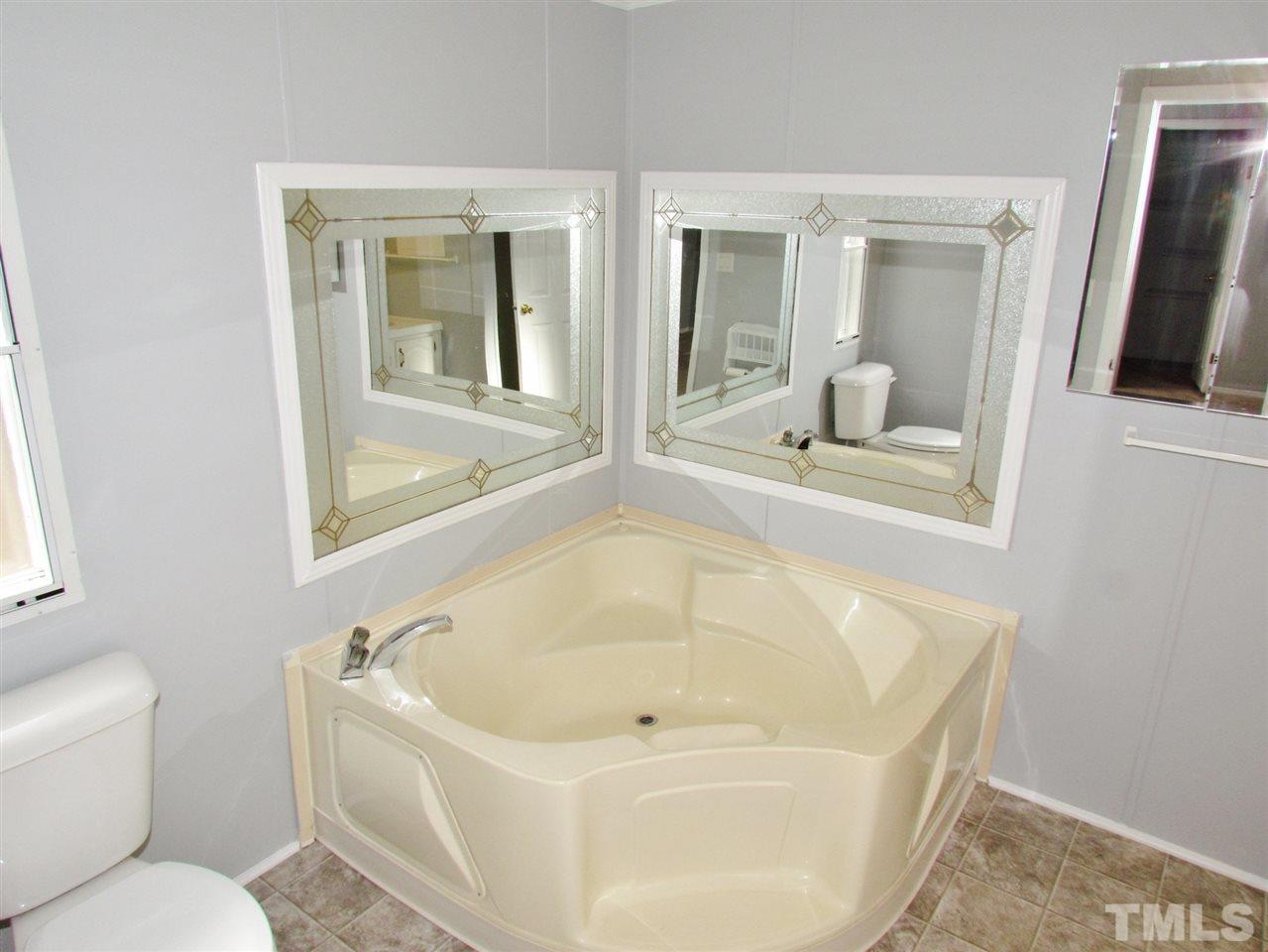 178 Clyde Pearce Road Zebulon, NC 27597 - Photo 17 of 25 Gallery Image 17
