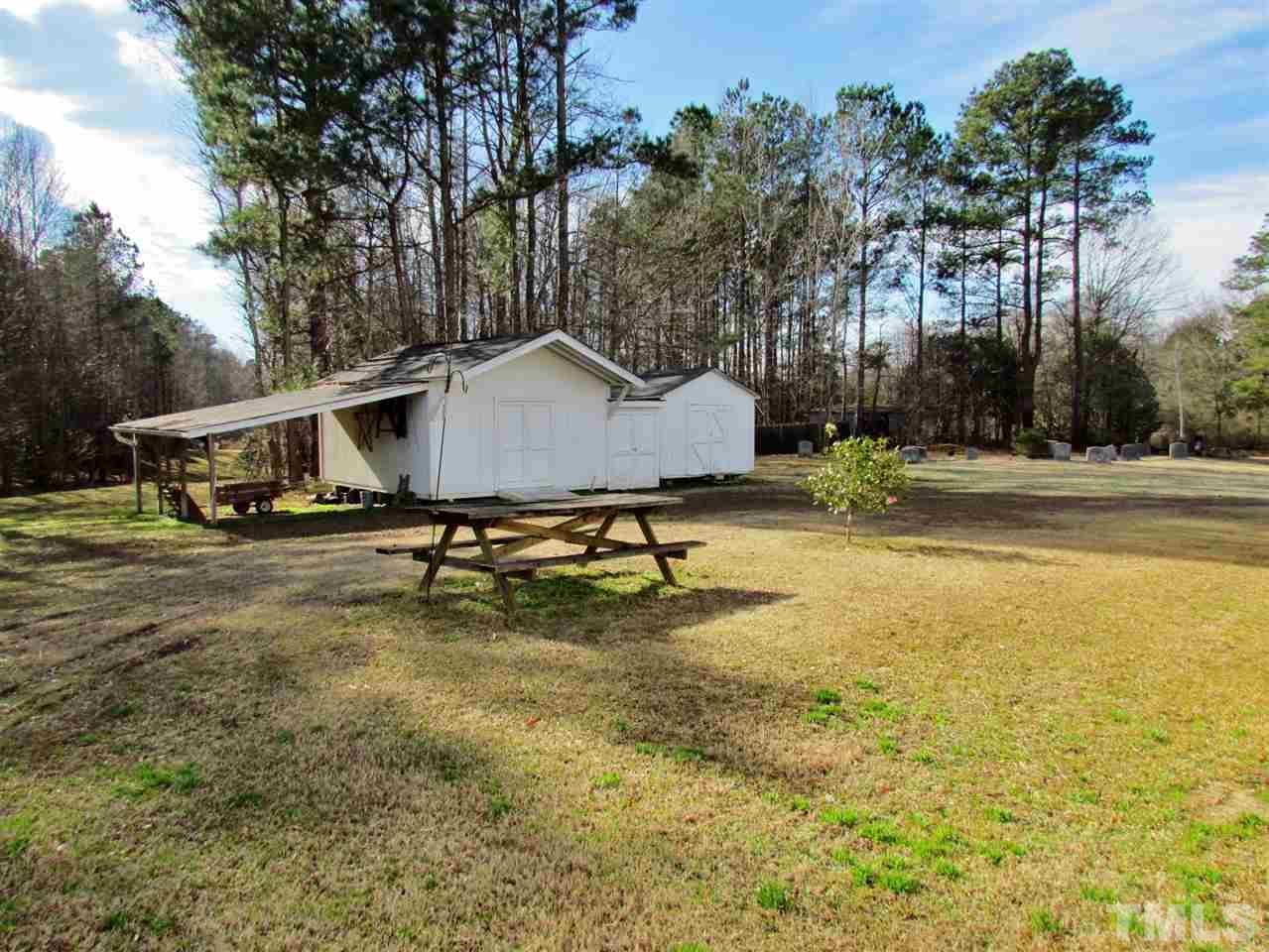 178 Clyde Pearce Road Zebulon, NC 27597 - Photo 20 of 25 Gallery Image 20