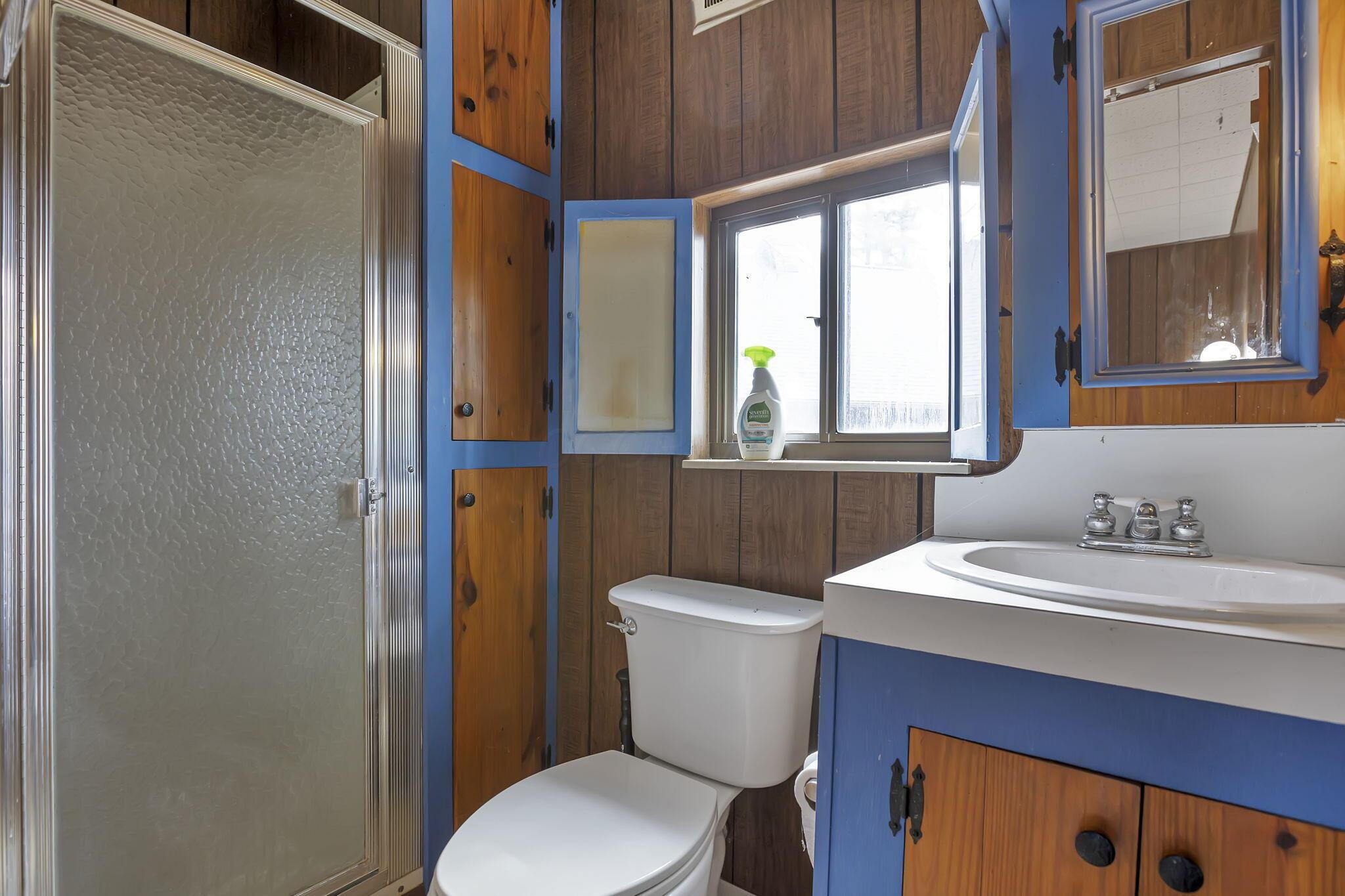 9050 Dalzell Road Lower Salem, OH 45745 - Photo 65 of 93 Cabin, Bathroom - 9050 Dalzell Rd, Lower Salem, OH 45745
