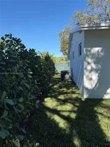 $699,000 | 6091 Southwest 64th Terrace, South Miami, FL 33143