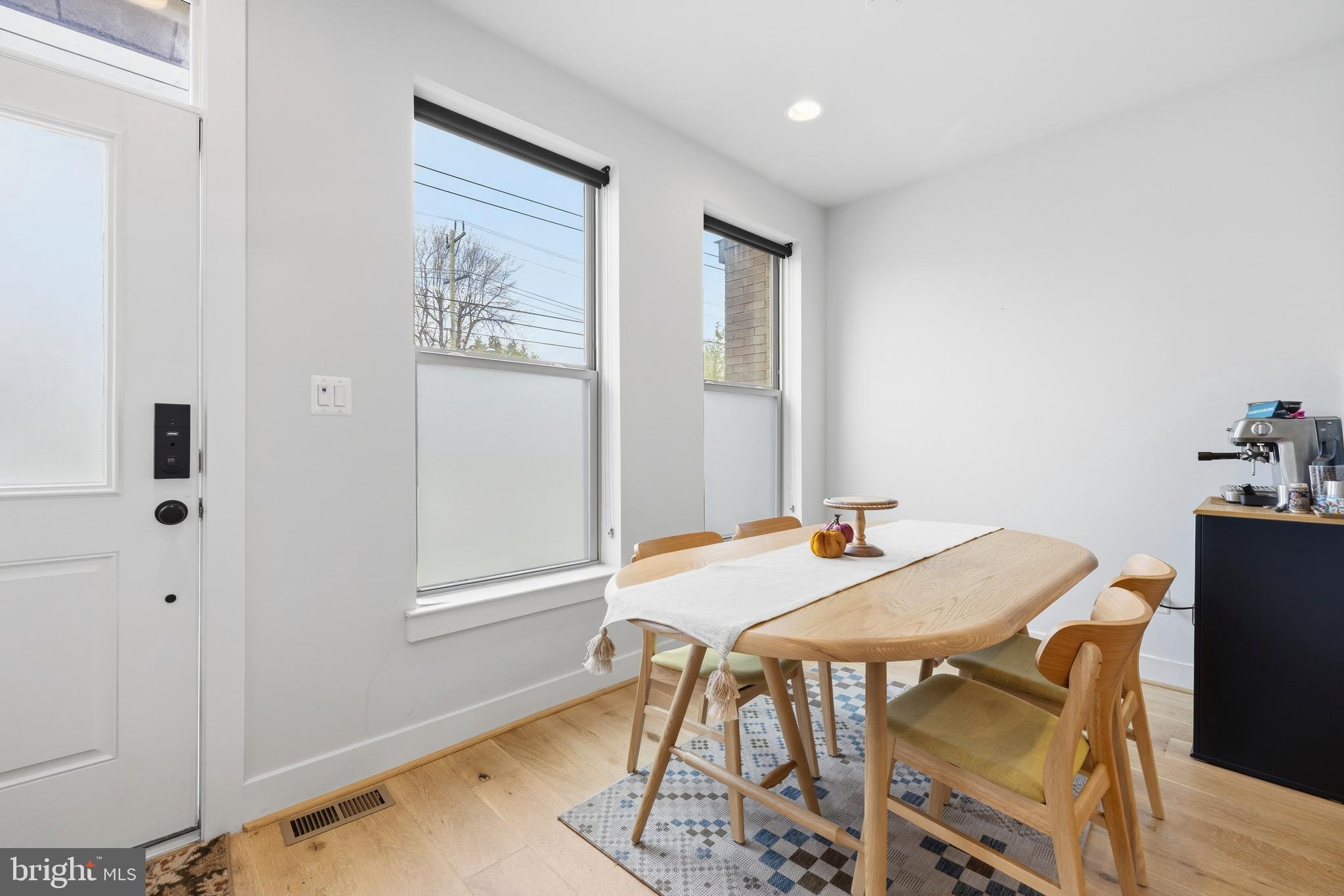 5104 Randolph Road Rockville, MD 20852 - Photo 4 of 33