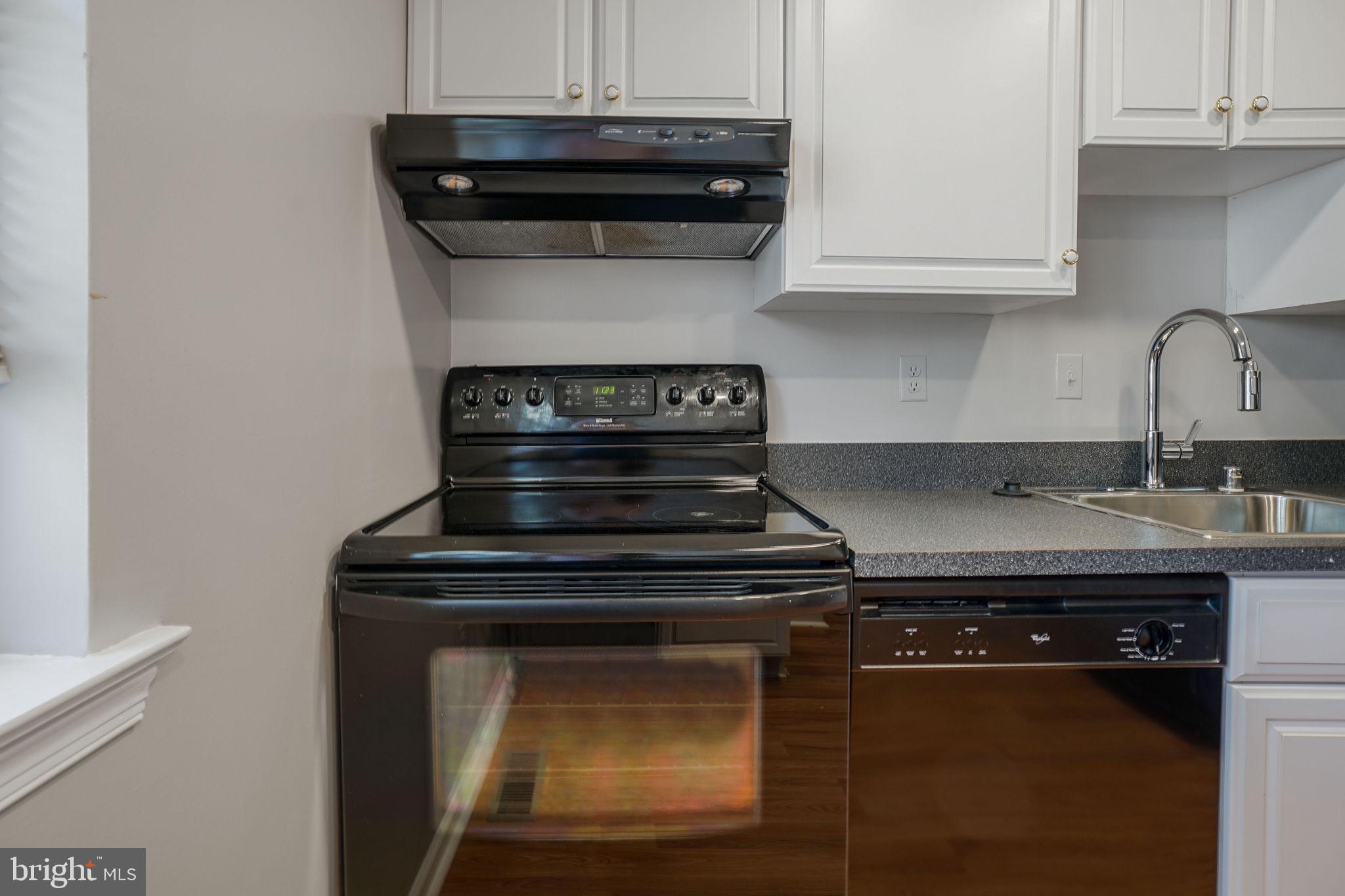 14603 Tynewick Terrace Silver Spring, MD 20906 - Photo 12 of 79