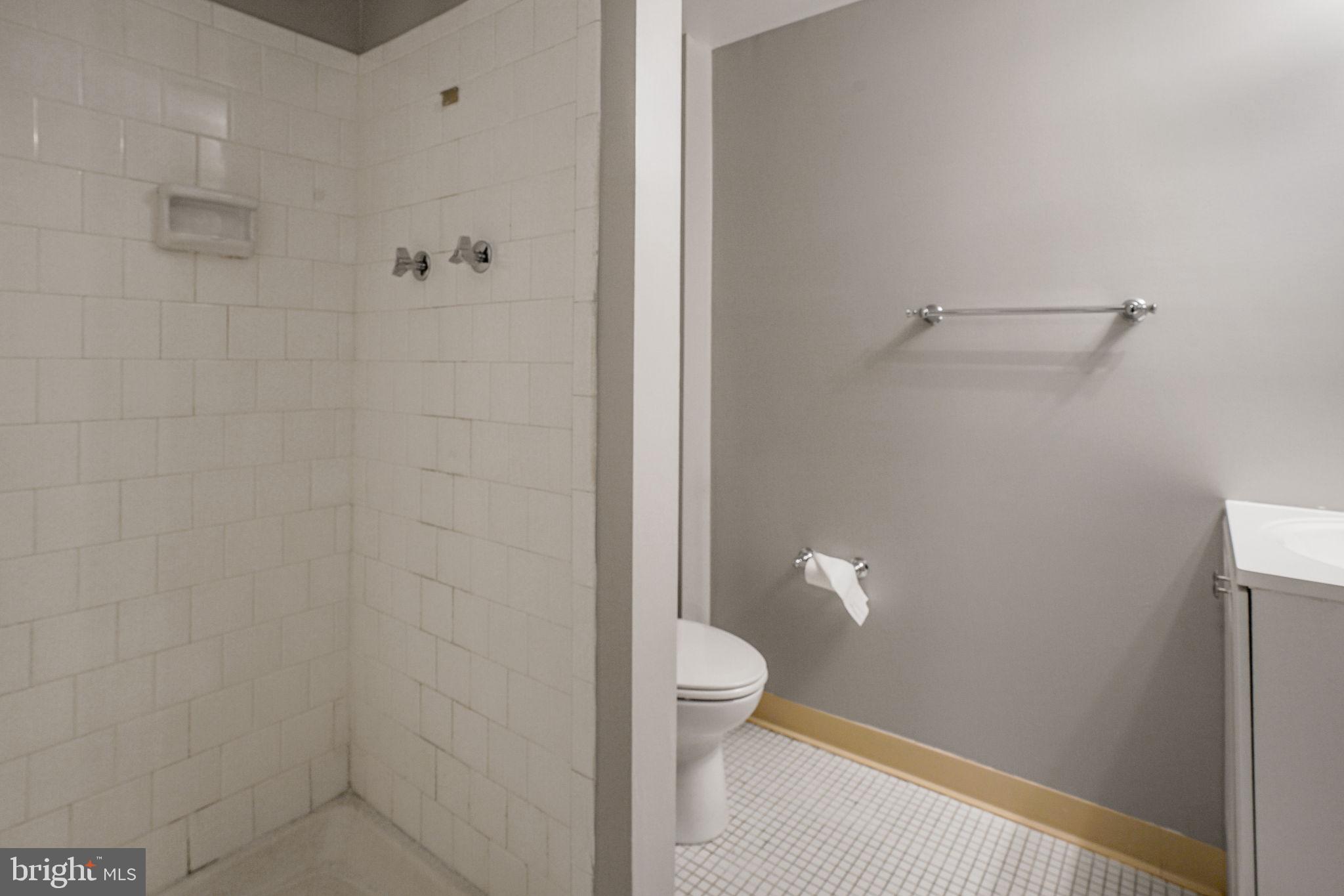 14603 Tynewick Terrace Silver Spring, MD 20906 - Photo 14 of 79