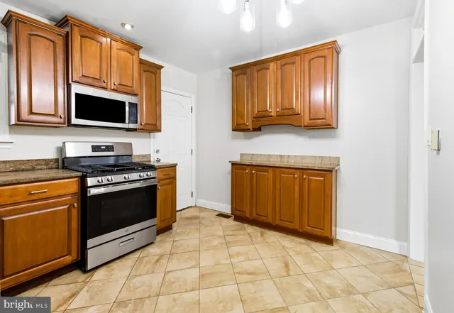 $274,900 | 78 West Rambo Street, Bridgeport, PA 19405