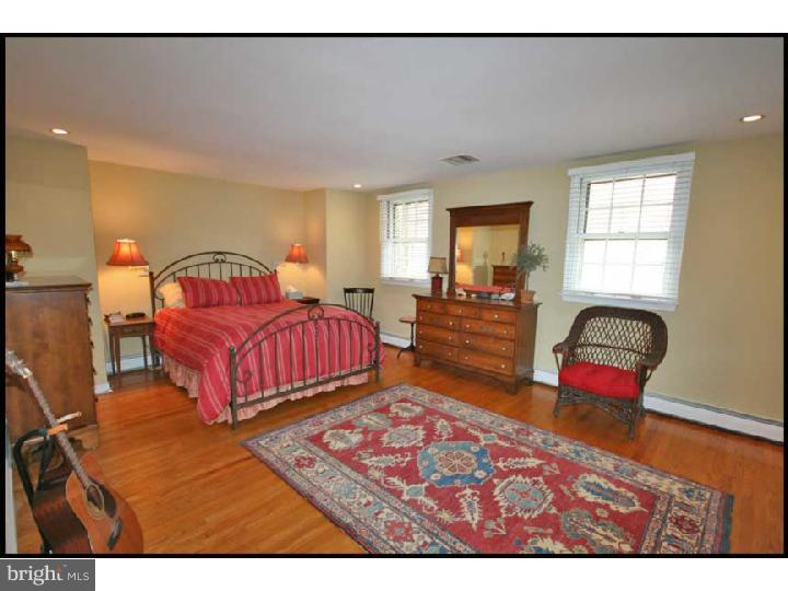 594 Contention Lane Berwyn, PA 19312 - Photo 12 of 24 Bedroom - Main