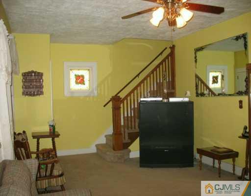 2946 Washington Road Sayreville, NJ 08859 - Photo 3 of 8
