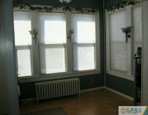 2946 Washington Road Sayreville, NJ 08859 - Photo 6 of 8