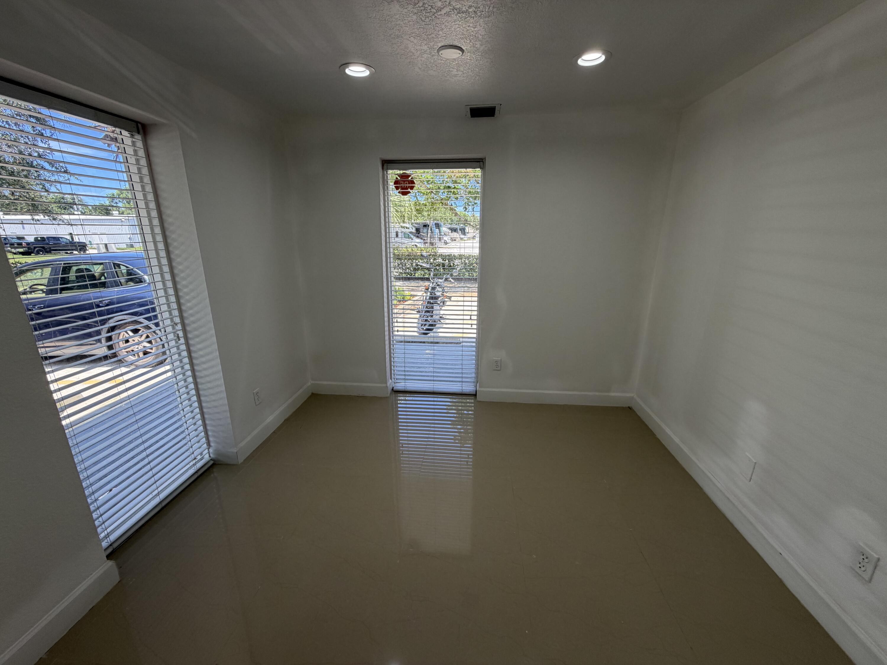 500 Commerce Way West, Unit 67 Jupiter, FL 33458 - Photo 2 of 8 units 6-7 1