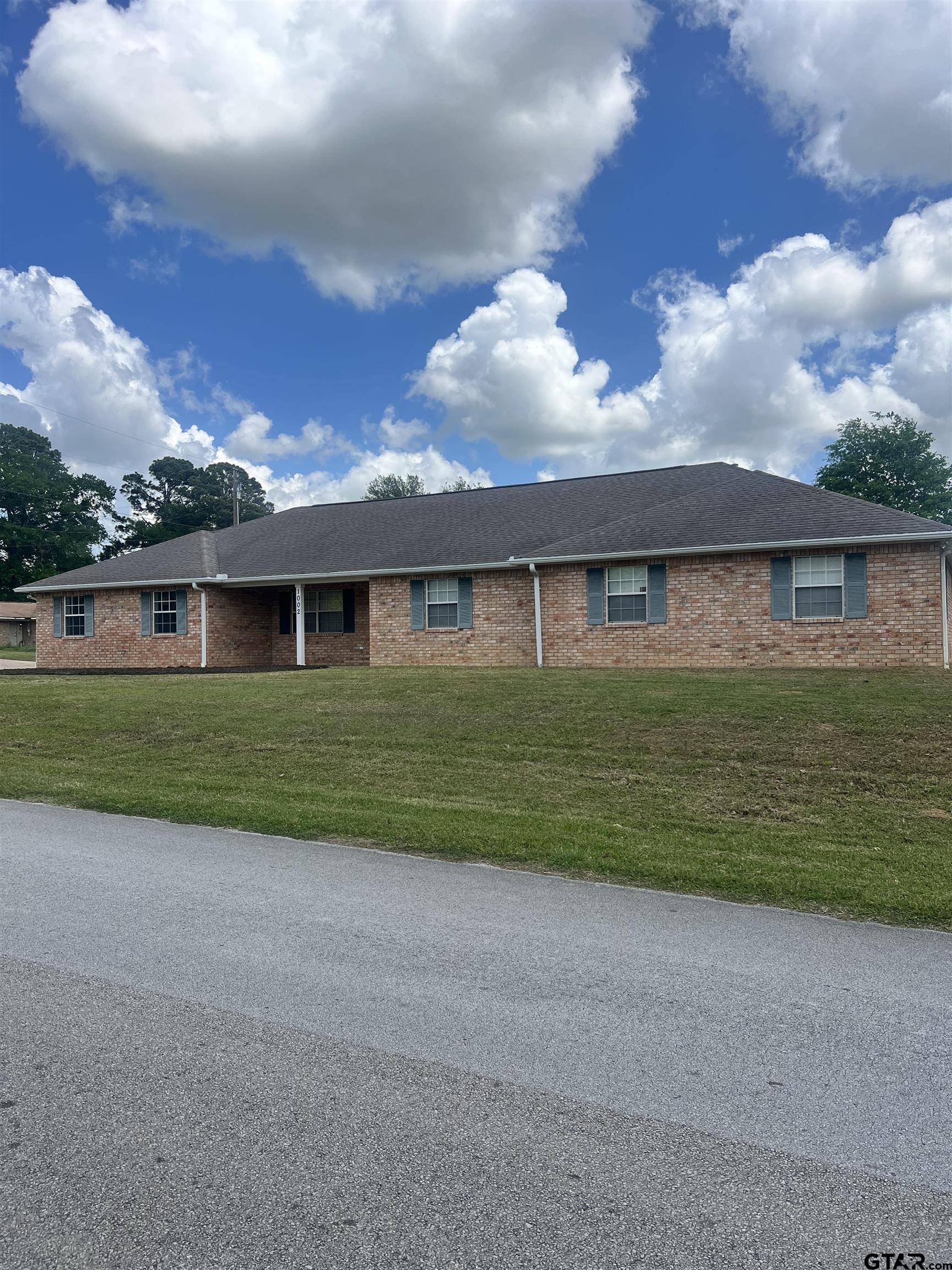 1002 South Boyd Street Lindale, TX 75771 - Photo 15 of 41