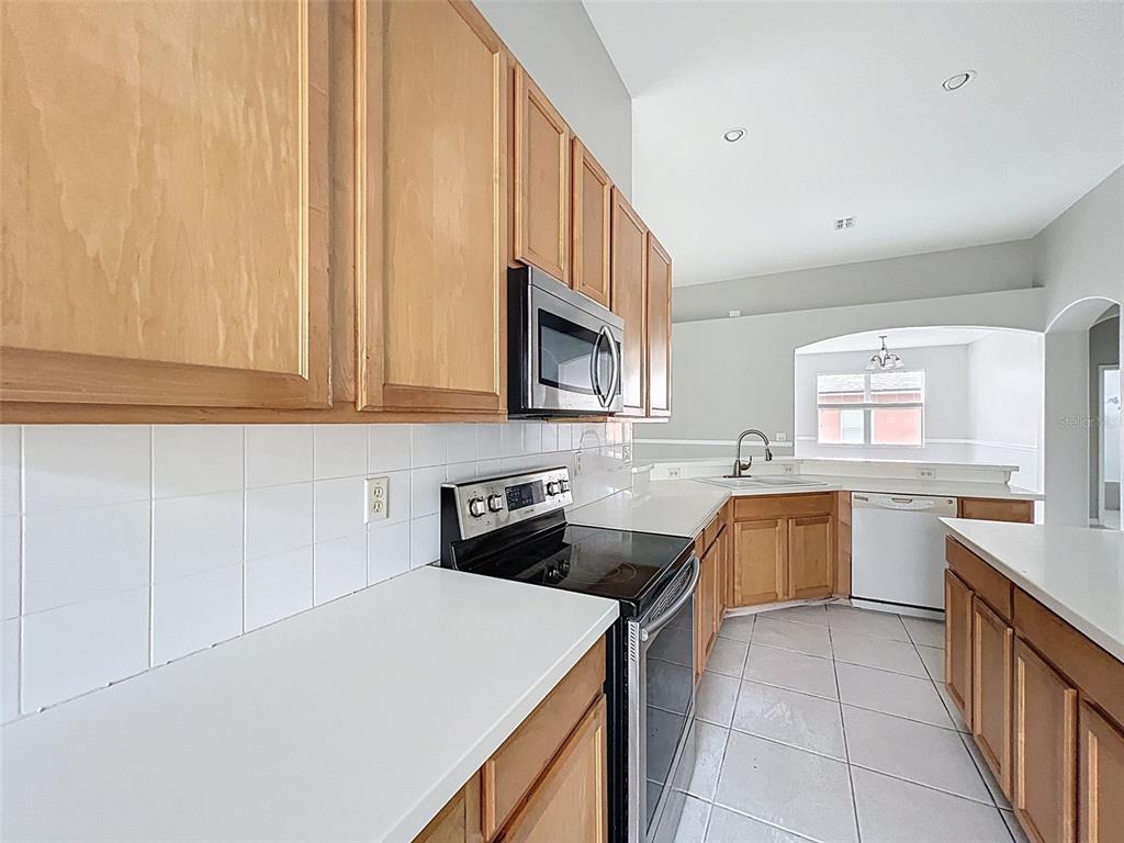 3672 Braemere Drive Spring Hill, FL 34609 - Photo 17 of 64