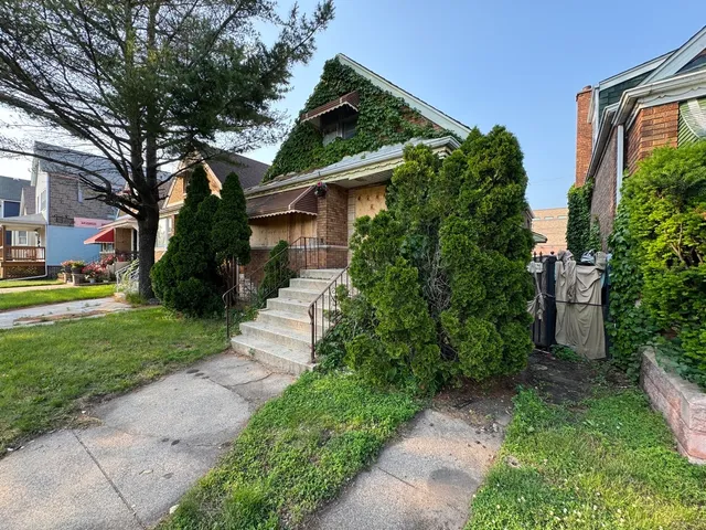 $135,000 | 8371 South Baltimore Avenue, Chicago, IL 60617