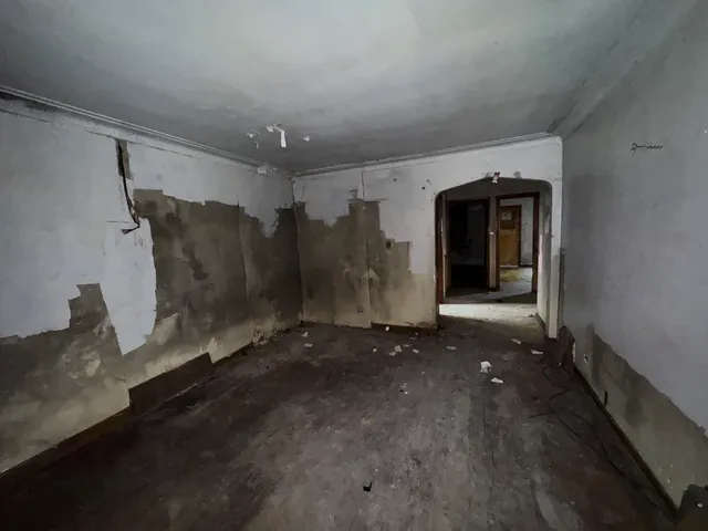 $135,000 | 8371 South Baltimore Avenue, Chicago, IL 60617