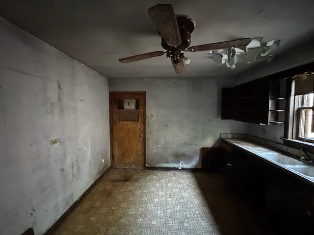 $135,000 | 8371 South Baltimore Avenue, Chicago, IL 60617