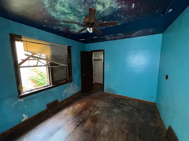 $135,000 | 8371 South Baltimore Avenue, Chicago, IL 60617