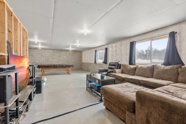 $460,000 | 15336 290th Avenue Northwest, Zimmerman, MN 55398