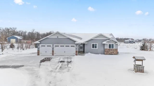$460,000 | 15336 290th Avenue Northwest, Zimmerman, MN 55398
