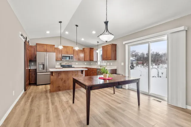 $460,000 | 15336 290th Avenue Northwest, Zimmerman, MN 55398