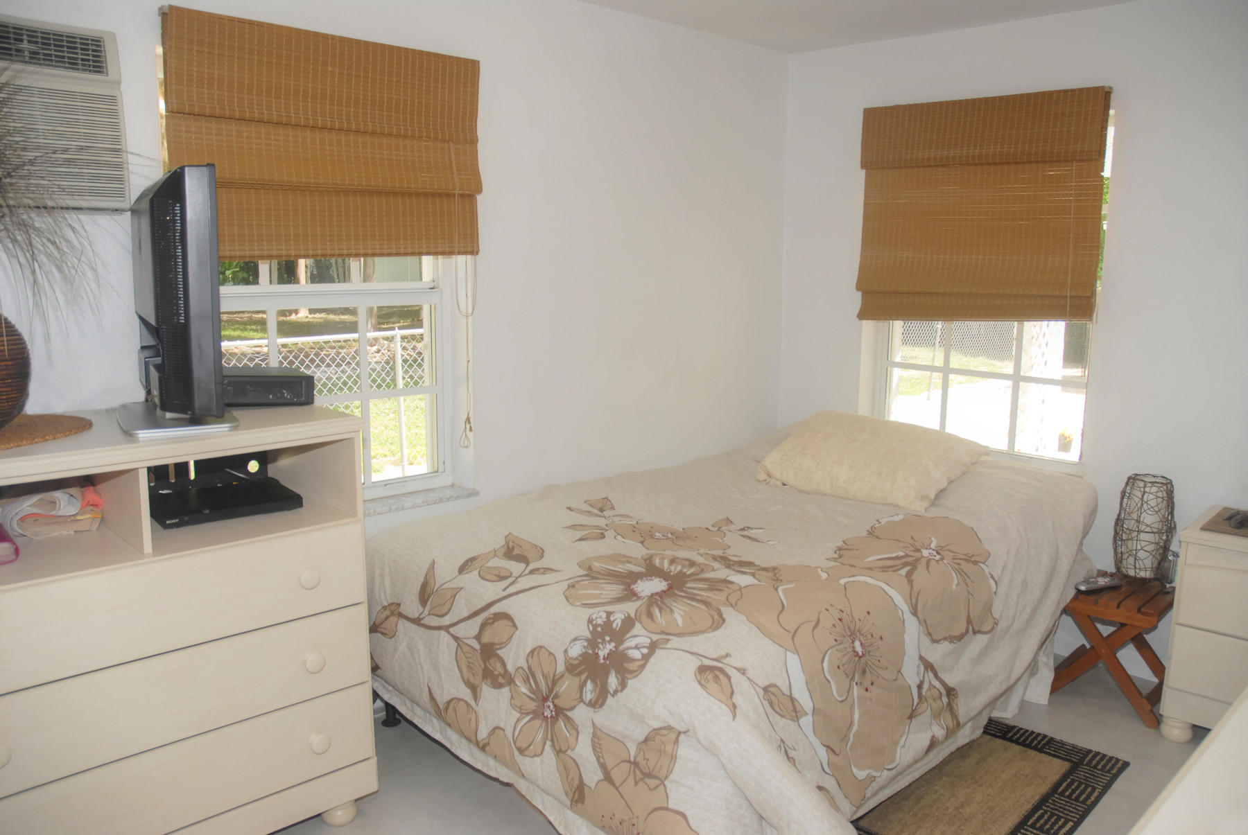 936 La Paloma Road Key Largo, FL 33037 - Photo 12 of 20 Bedroom 2