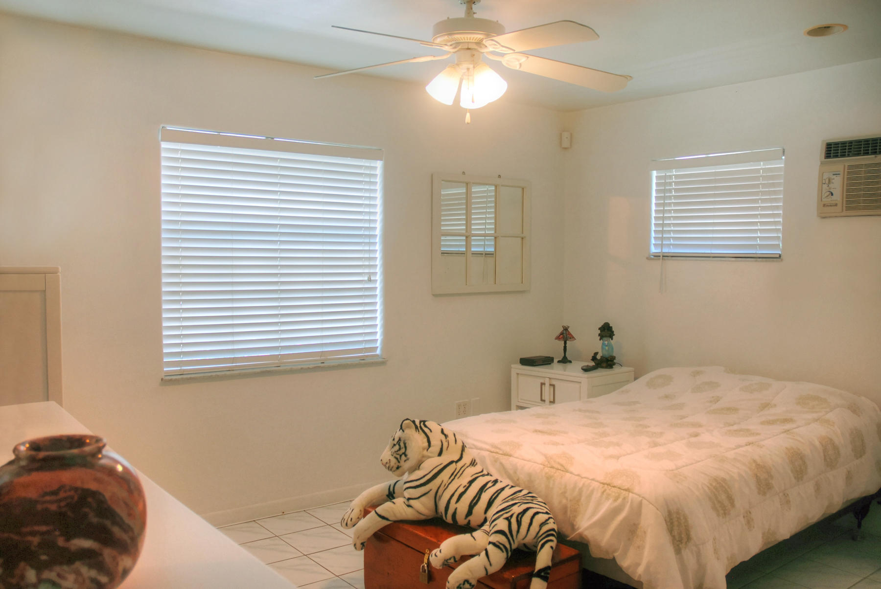 936 La Paloma Road Key Largo, FL 33037 - Photo 9 of 20 Bedroom 1