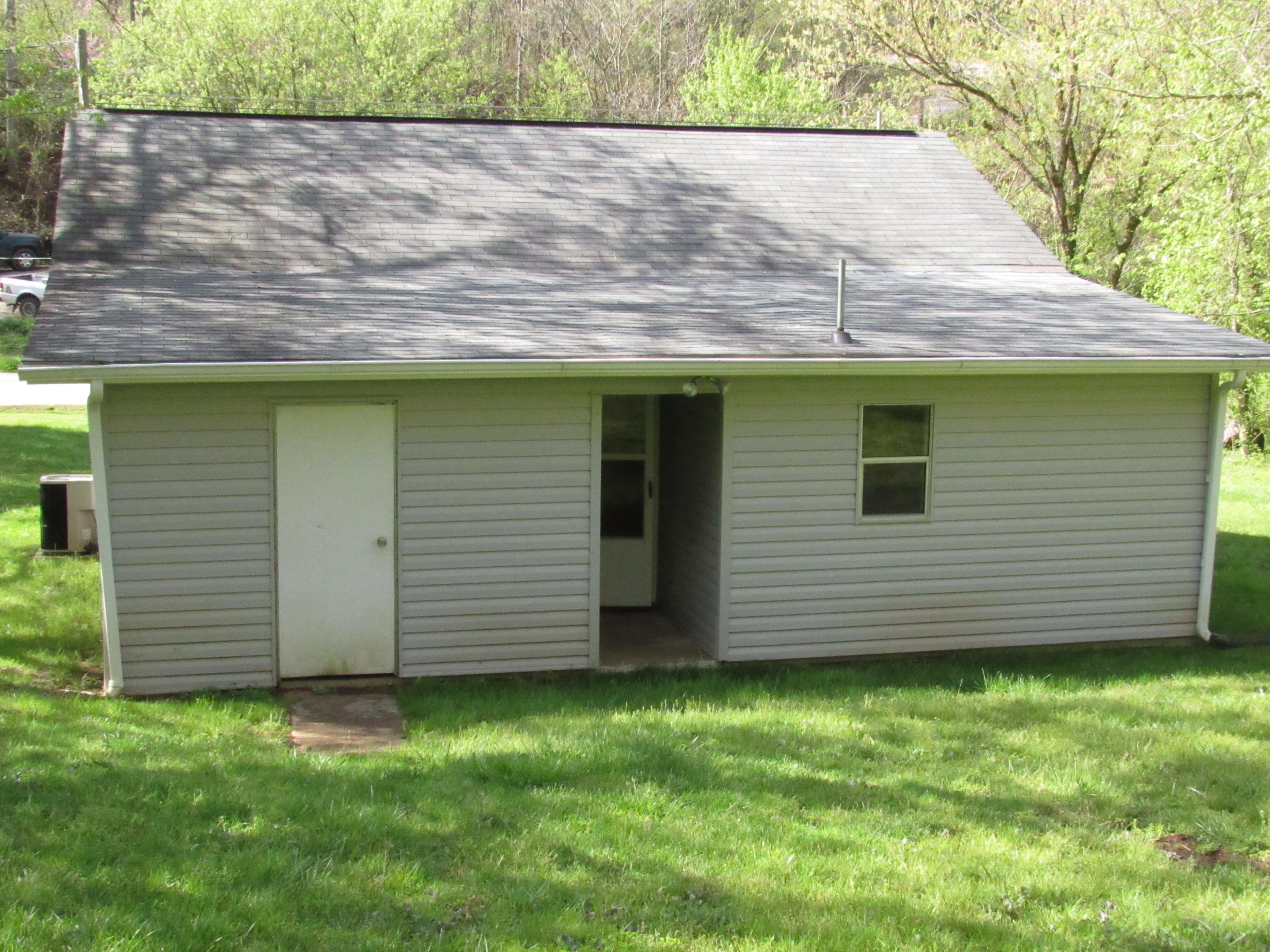 3009 Long Hollow Road Powell, TN 37849 - Photo 22 of 25 3009 Long Hollow 020