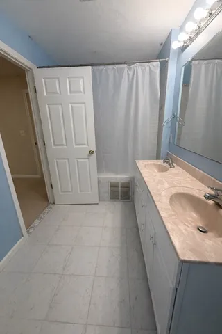 $3,750 | 75 Lebeaux Drive, Unit 75, Shrewsbury, MA 01545