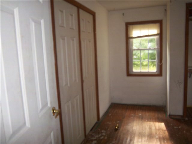 502 Wayne Street Howe, IN 46746 - Photo 5 of 6 Gallery Image 5