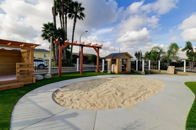a view of a house with entertaining space