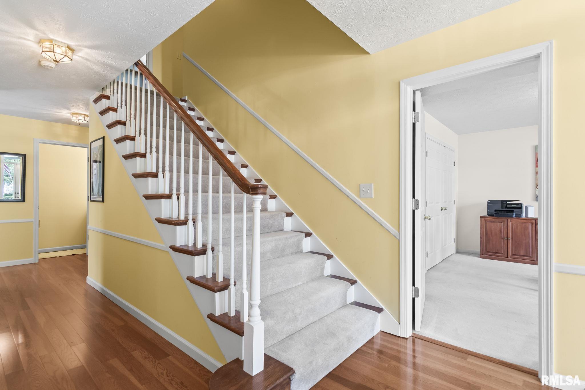 1860 MayField Road Chatham, IL 62629 - Photo 3 of 52 Gallery Image 3