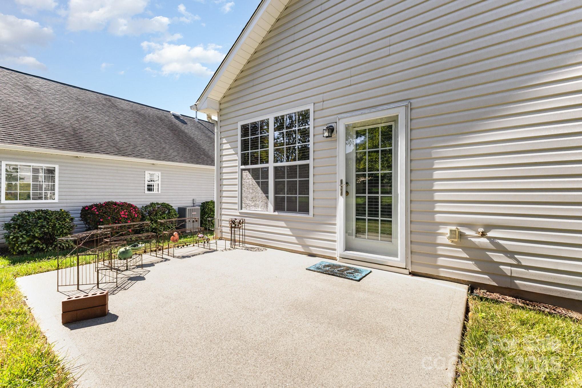 881 Platinum Drive Fort Mill, SC 29708 - Photo 35 of 35 a front view of a house with a patio