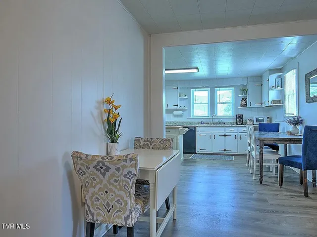 $1,800 | 1601 Cherokee Road, Johnson City, TN 37604