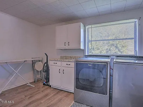 $1,600 | 1601 Cherokee Road, Johnson City, TN 37604