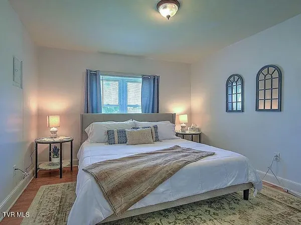 $1,600 | 1601 Cherokee Road, Johnson City, TN 37604