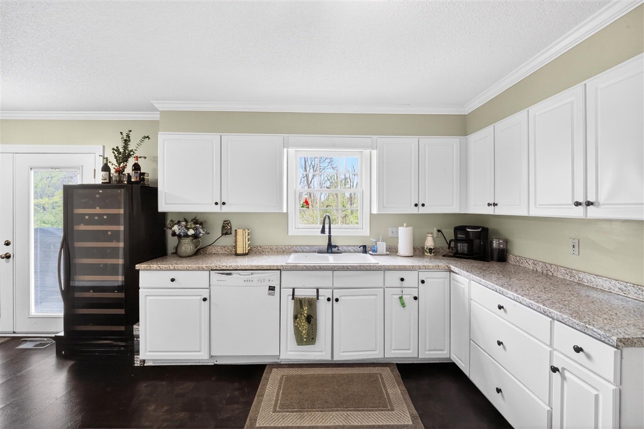 226 Stephens Hill Road Franklin, KY 42134 - Photo 10 of 32 Gallery Image 10