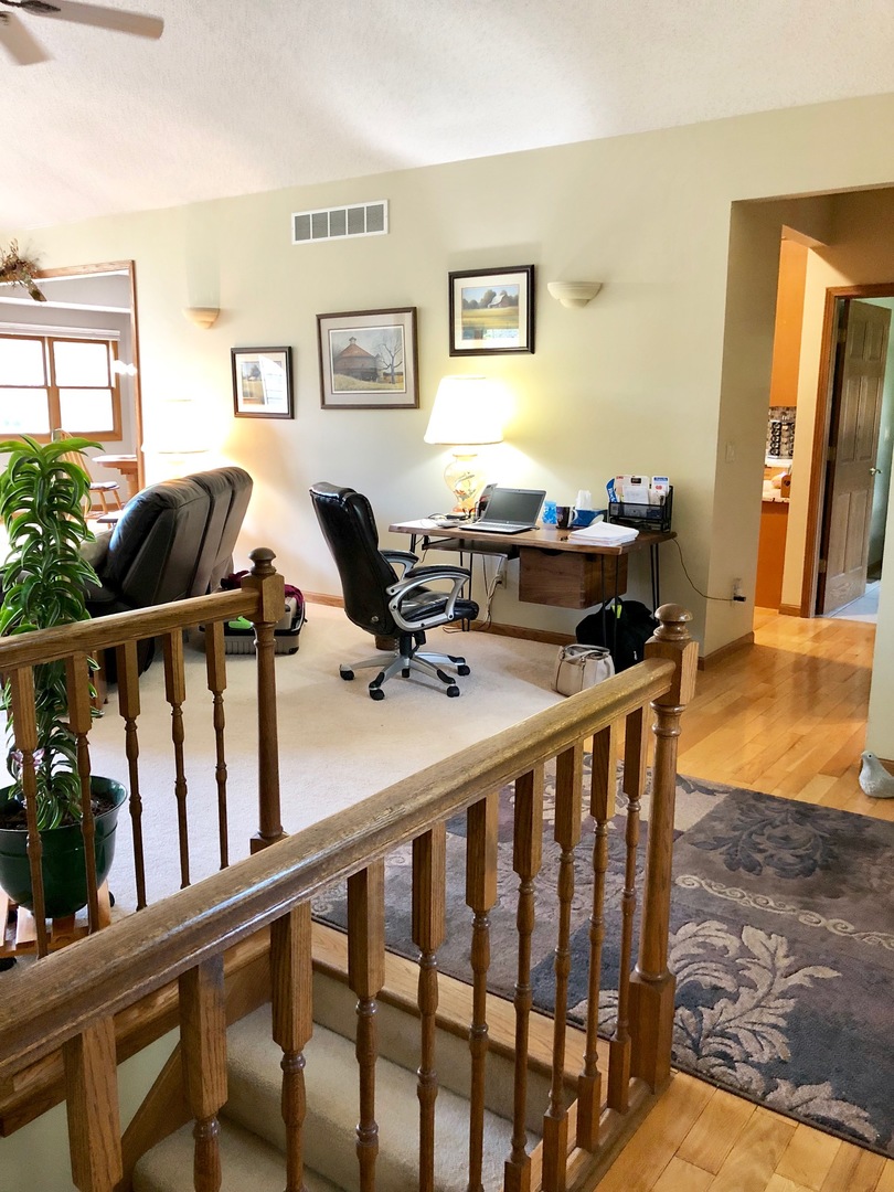 2161 Fawn Ridge Road Dixon, IL 61021 - Photo 12 of 37