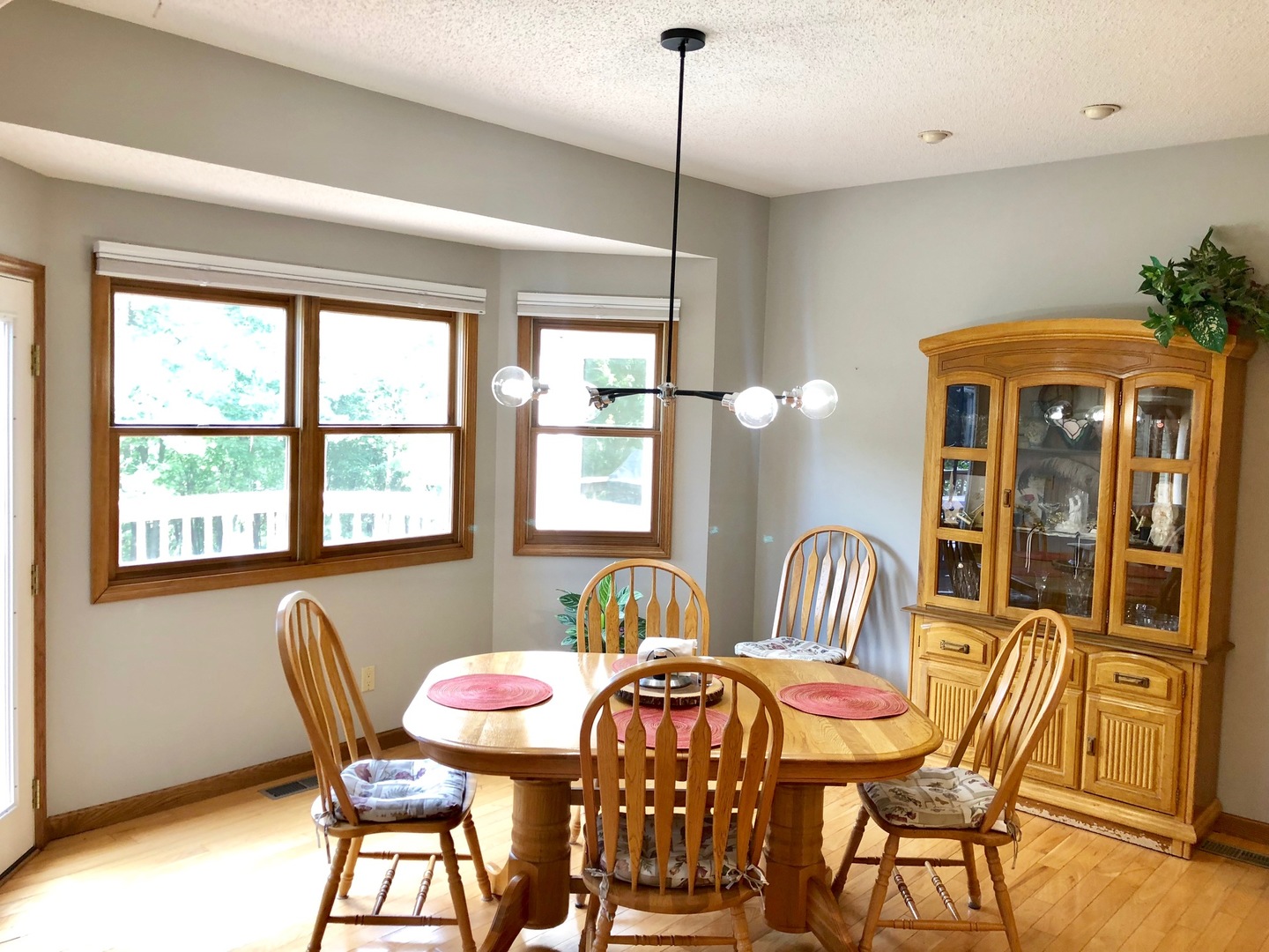 2161 Fawn Ridge Road Dixon, IL 61021 - Photo 9 of 37