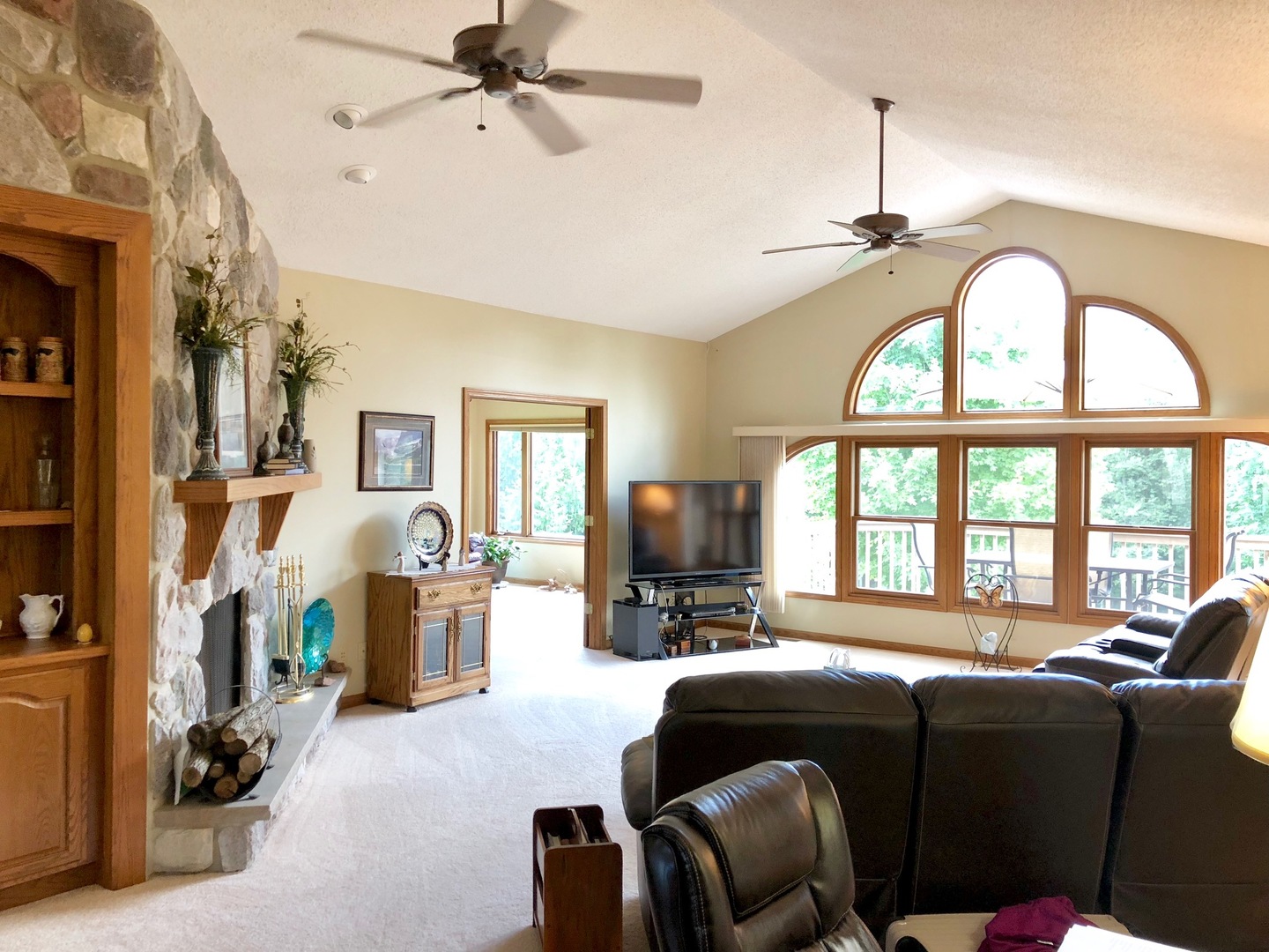 2161 Fawn Ridge Road Dixon, IL 61021 - Photo 10 of 37