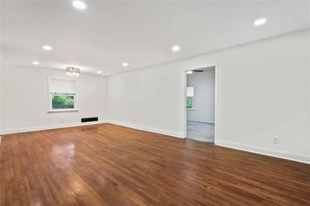 $3,750 | 2735 Defoors Ferry Road Northwest, Atlanta, GA 30318