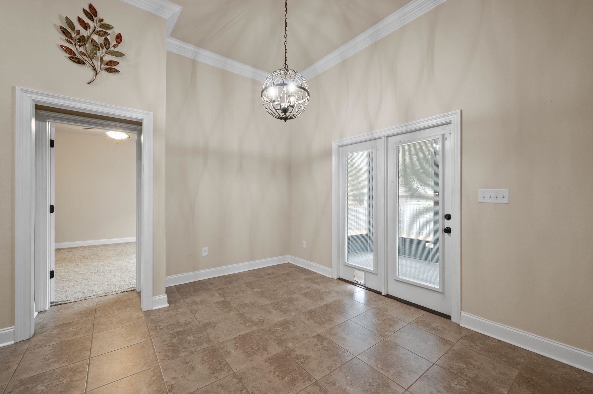 1085 Destin Avenue Foley, AL 36535 - Photo 12 of 35 Entry